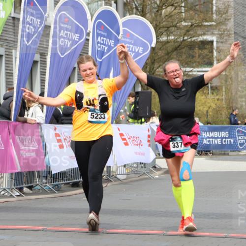 12.04.2026 - 45. Internationalen Wilhelmsburger Insellauf Strokosch-Dieckow http://msf.ph/oto/9471689 12.04.2026 13:36:40 Ziel 5233, 3376 meine-sportfotos.de