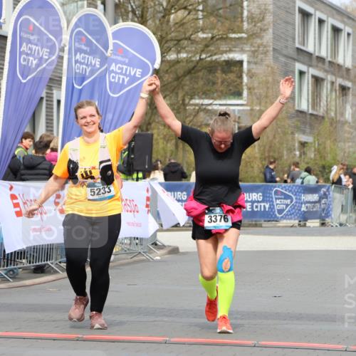 12.04.2026 - 45. Internationalen Wilhelmsburger Insellauf Strokosch-Dieckow http://msf.ph/oto/9471837 12.04.2026 13:36:40 Ziel 5233, 3376 meine-sportfotos.de