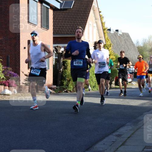 12.04.2026 - 45. Internationalen Wilhelmsburger Insellauf Yannick Fuchs http://msf.ph/oto/9471844 12.04.2026 08:56:39 Laufen 2456, 2459, 3708, 2192, 2181, 4275 meine-sportfotos.de