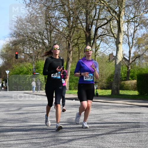 12.04.2026 - 45. Internationalen Wilhelmsburger Insellauf J. Mangold http://msf.ph/oto/9471858 12.04.2026 11:27:52 Ziel 2309, 2310, 2237, 2140, 5831, 2511, 2512, 2352, 3451, 4668, 2297 meine-sportfotos.de