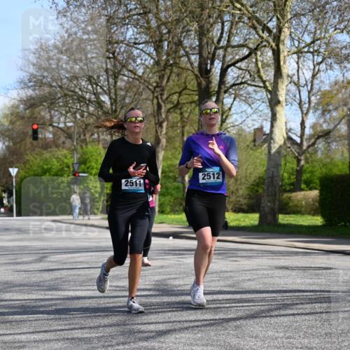 12.04.2026 - 45. Internationalen Wilhelmsburger Insellauf J. Mangold http://msf.ph/oto/9471860 12.04.2026 11:27:53 Ziel 2309, 2310, 2237, 2140, 5831, 2511, 2512, 2352, 3451, 4668, 2297 meine-sportfotos.de