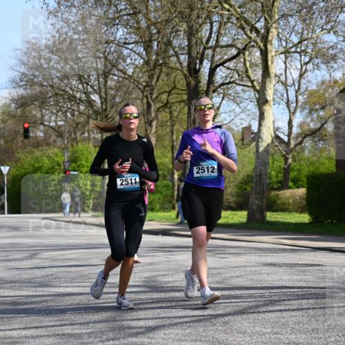 12.04.2026 - 45. Internationalen Wilhelmsburger Insellauf J. Mangold http://msf.ph/oto/9471862 12.04.2026 11:27:53 Ziel 2309, 2310, 2237, 2140, 5831, 2511, 2512, 2352, 3451, 4668, 2297 meine-sportfotos.de