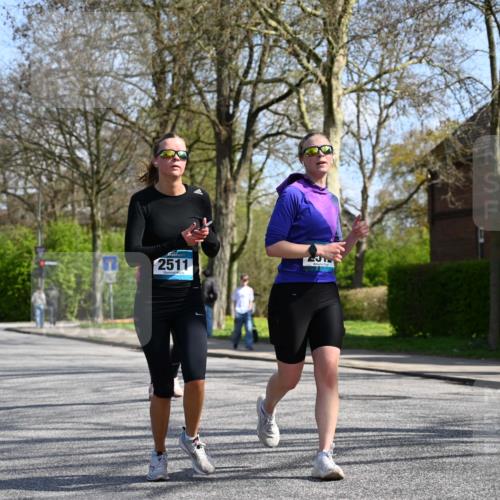 12.04.2026 - 45. Internationalen Wilhelmsburger Insellauf J. Mangold http://msf.ph/oto/9471875 12.04.2026 11:27:53 Ziel 2309, 2310, 2237, 2140, 5831, 2511, 2512, 2352, 3451, 4668, 2297 meine-sportfotos.de
