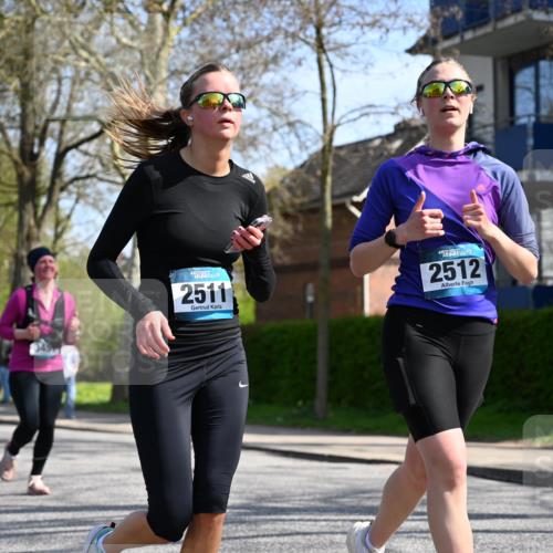 12.04.2026 - 45. Internationalen Wilhelmsburger Insellauf J. Mangold http://msf.ph/oto/9471903 12.04.2026 11:27:54 Ziel 2309, 2310, 2237, 2140, 5831, 2511, 2512, 2352, 3451, 4668, 2297 meine-sportfotos.de
