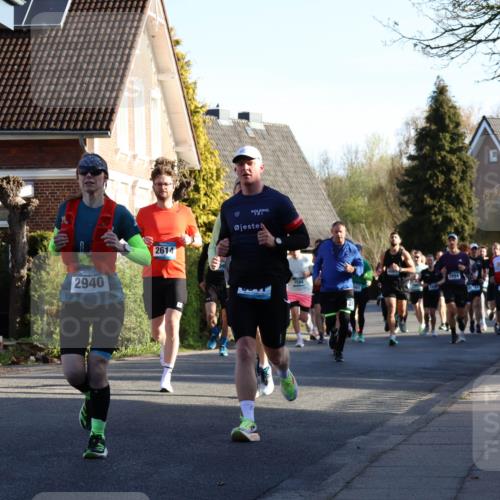 12.04.2026 - 45. Internationalen Wilhelmsburger Insellauf Yannick Fuchs http://msf.ph/oto/9471919 12.04.2026 08:56:45 Laufen 2940, 2614, 3584, 2994, 2 meine-sportfotos.de