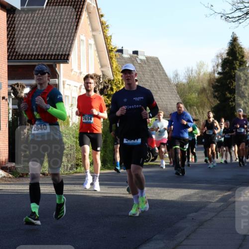 12.04.2026 - 45. Internationalen Wilhelmsburger Insellauf Yannick Fuchs http://msf.ph/oto/9471925 12.04.2026 08:56:45 Laufen 2940, 2614, 3584, 4061, 2710 meine-sportfotos.de
