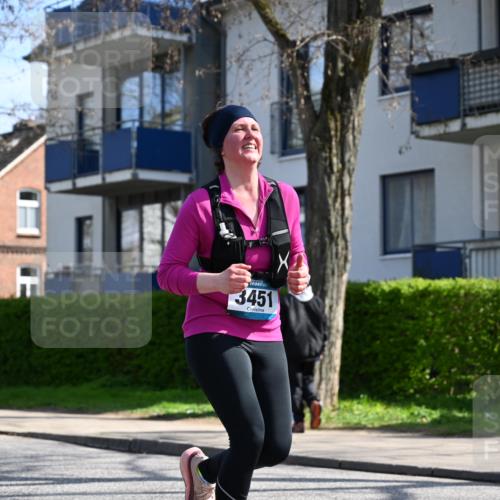 12.04.2026 - 45. Internationalen Wilhelmsburger Insellauf J. Mangold http://msf.ph/oto/9471955 12.04.2026 11:27:57 Ziel 2309, 2310, 2237, 2140, 5831, 2511, 2512, 2352, 3451, 4668, 2297 meine-sportfotos.de