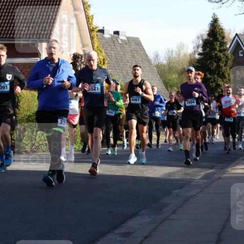 12.04.2026 - 45. Internationalen Wilhelmsburger Insellauf Yannick Fuchs http://msf.ph/oto/9471976 12.04.2026 08:56:49 Laufen 27, 3091, 331, 4, 521, 3991, 4061, 1521, 2994, 2710 meine-sportfotos.de