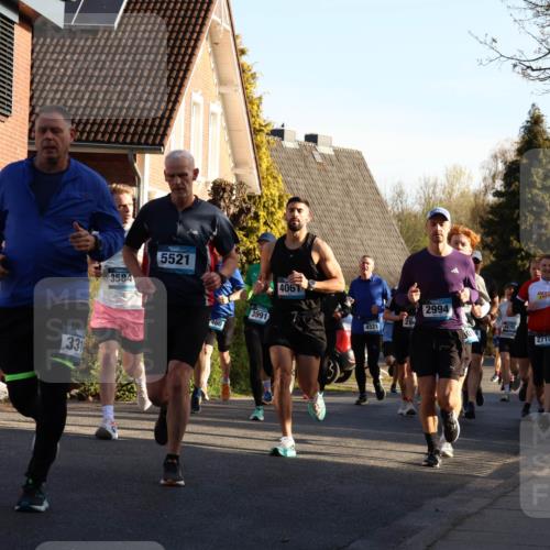 12.04.2026 - 45. Internationalen Wilhelmsburger Insellauf Yannick Fuchs http://msf.ph/oto/9471985 12.04.2026 08:56:50 Laufen 27, 3091, 331, 3584, 5521, 460, 3991, 4061, 4521, 2994, 4670, 2710, 322 meine-sportfotos.de