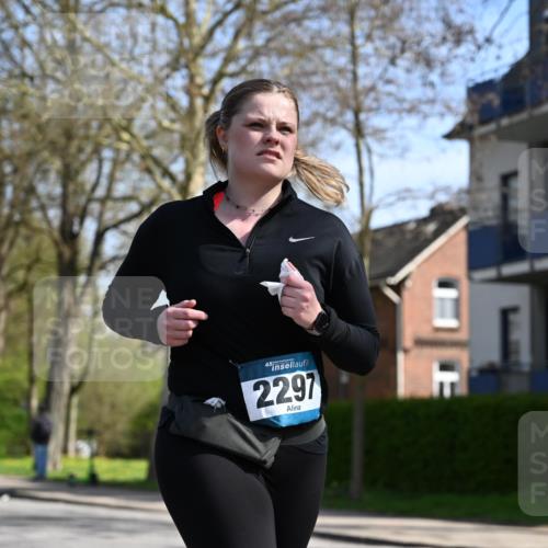 12.04.2026 - 45. Internationalen Wilhelmsburger Insellauf J. Mangold http://msf.ph/oto/9471989 12.04.2026 11:28:23 Ziel 2297, 2429, 2342, 2109 meine-sportfotos.de