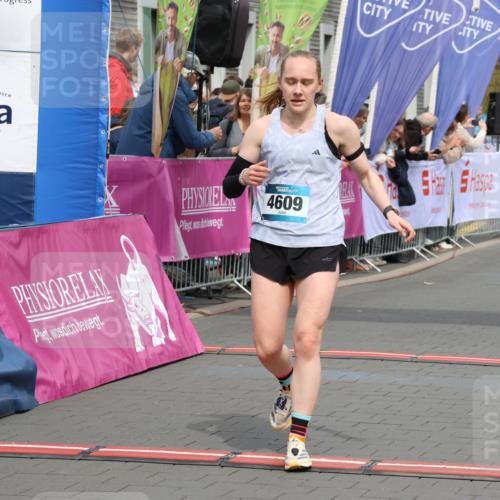 12.04.2026 - 45. Internationalen Wilhelmsburger Insellauf Strokosch-Dieckow http://msf.ph/oto/9472009 12.04.2026 12:52:54 Ziel 4609 meine-sportfotos.de