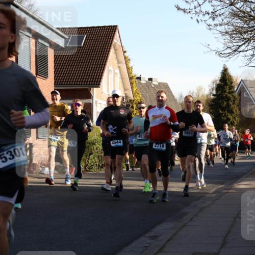 12.04.2026 - 45. Internationalen Wilhelmsburger Insellauf Yannick Fuchs http://msf.ph/oto/9472016 12.04.2026 08:56:54 Laufen 5301, 5706, 2479, 4544, 483, 2710, 3983, 22 meine-sportfotos.de