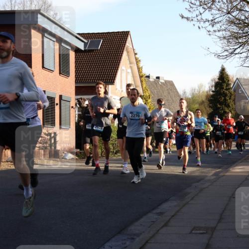 12.04.2026 - 45. Internationalen Wilhelmsburger Insellauf Yannick Fuchs http://msf.ph/oto/9472083 12.04.2026 08:56:59 Laufen 46, 558, 2559, 2270, 2423, 5279, 5, 5742 meine-sportfotos.de
