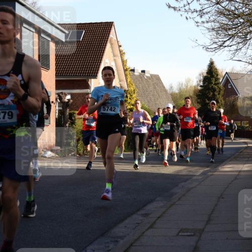 12.04.2026 - 45. Internationalen Wilhelmsburger Insellauf Yannick Fuchs http://msf.ph/oto/9472126 12.04.2026 08:57:02 Laufen 5, 5279, 2073, 21, 0973, 5742, 4439, 1493, 2893, 3141 meine-sportfotos.de