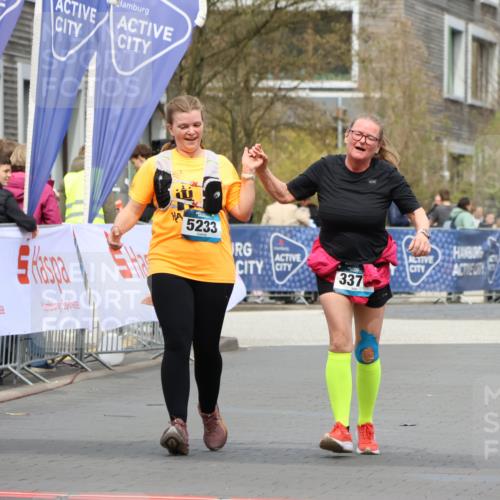 12.04.2026 - 45. Internationalen Wilhelmsburger Insellauf Strokosch-Dieckow http://msf.ph/oto/9472145 12.04.2026 13:36:39 Ziel 5233, 3376 meine-sportfotos.de