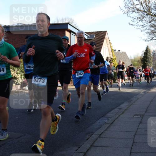 12.04.2026 - 45. Internationalen Wilhelmsburger Insellauf Yannick Fuchs http://msf.ph/oto/9472224 12.04.2026 08:57:09 Laufen 3534, 32, 5042, 5273, 3662 meine-sportfotos.de