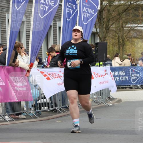 12.04.2026 - 45. Internationalen Wilhelmsburger Insellauf Strokosch-Dieckow http://msf.ph/oto/9472269 12.04.2026 13:35:58 Ziel 3282, 4113 meine-sportfotos.de