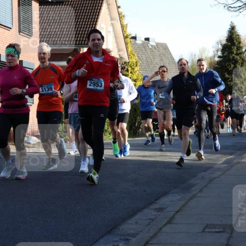 12.04.2026 - 45. Internationalen Wilhelmsburger Insellauf Yannick Fuchs http://msf.ph/oto/9472277 12.04.2026 08:57:14 Laufen 3139, 2953, 46, 12, 4325 meine-sportfotos.de