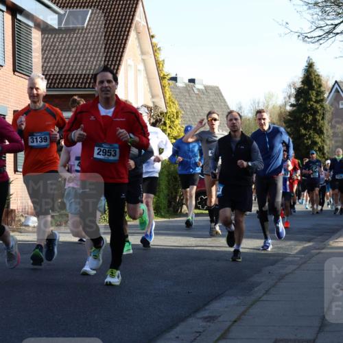 12.04.2026 - 45. Internationalen Wilhelmsburger Insellauf Yannick Fuchs http://msf.ph/oto/9472278 12.04.2026 08:57:14 Laufen 3139, 2953, 4325 meine-sportfotos.de
