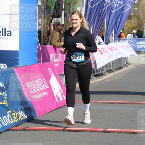 12.04.2026 - 45. Internationalen Wilhelmsburger Insellauf Strokosch-Dieckow http://msf.ph/oto/9472283 12.04.2026 11:28:56 Ziel 2297 meine-sportfotos.de