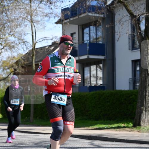12.04.2026 - 45. Internationalen Wilhelmsburger Insellauf J. Mangold http://msf.ph/oto/9472294 12.04.2026 11:29:30 Ziel 4066, 3545, 4589, 4784, 3839 meine-sportfotos.de