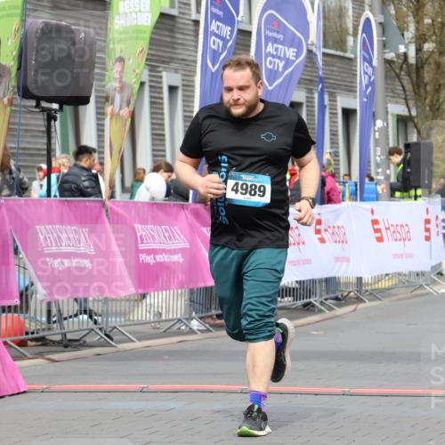 12.04.2026 - 45. Internationalen Wilhelmsburger Insellauf Strokosch-Dieckow http://msf.ph/oto/9472308 12.04.2026 13:35:49 Ziel 4989 meine-sportfotos.de