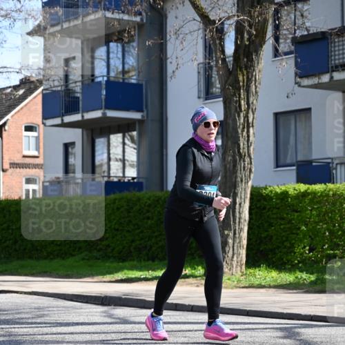 12.04.2026 - 45. Internationalen Wilhelmsburger Insellauf J. Mangold http://msf.ph/oto/9472319 12.04.2026 11:29:31 Ziel 4066, 3545, 4589, 4589, 4784, 3839 meine-sportfotos.de