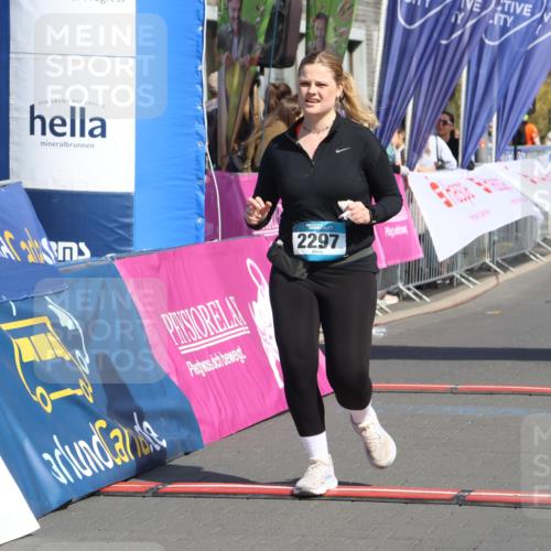 12.04.2026 - 45. Internationalen Wilhelmsburger Insellauf Strokosch-Dieckow http://msf.ph/oto/9472320 12.04.2026 11:28:56 Ziel 2297 meine-sportfotos.de