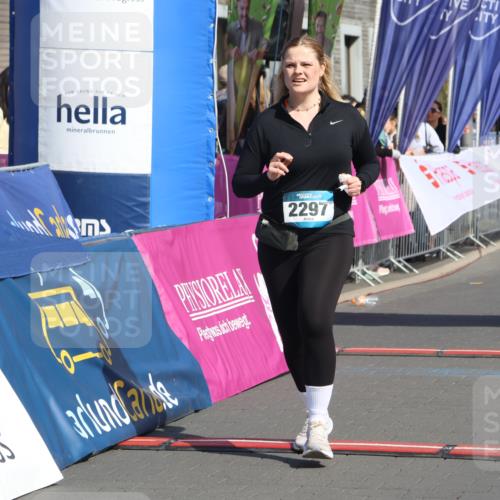 12.04.2026 - 45. Internationalen Wilhelmsburger Insellauf Strokosch-Dieckow http://msf.ph/oto/9472339 12.04.2026 11:28:57 Ziel 2297 meine-sportfotos.de