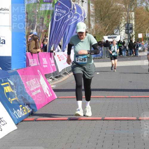 12.04.2026 - 45. Internationalen Wilhelmsburger Insellauf Strokosch-Dieckow http://msf.ph/oto/9472358 12.04.2026 11:29:14 Ziel 2429 meine-sportfotos.de