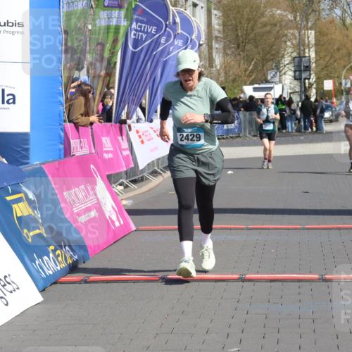 12.04.2026 - 45. Internationalen Wilhelmsburger Insellauf Strokosch-Dieckow http://msf.ph/oto/9472370 12.04.2026 11:29:14 Ziel 2429 meine-sportfotos.de