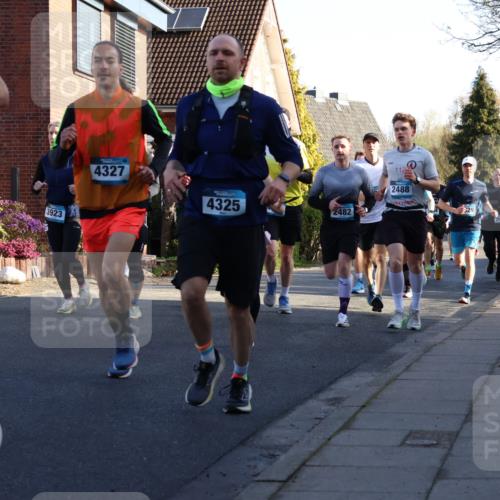 12.04.2026 - 45. Internationalen Wilhelmsburger Insellauf Yannick Fuchs http://msf.ph/oto/9472386 12.04.2026 08:57:23 Laufen 361, 9, 3923, 4327, 4325, 2482, 112, 2488 meine-sportfotos.de