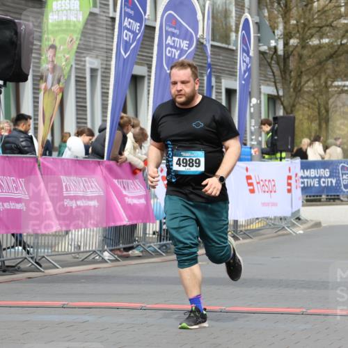 12.04.2026 - 45. Internationalen Wilhelmsburger Insellauf Strokosch-Dieckow http://msf.ph/oto/9472415 12.04.2026 13:35:49 Ziel 4989 meine-sportfotos.de
