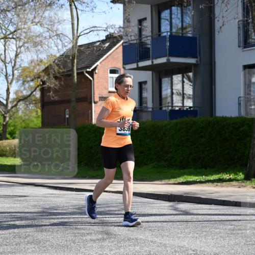 12.04.2026 - 45. Internationalen Wilhelmsburger Insellauf J. Mangold http://msf.ph/oto/9472423 12.04.2026 11:29:47 Ziel 4589, 4784, 3839, 2697, 2698, 2476, 2498 meine-sportfotos.de