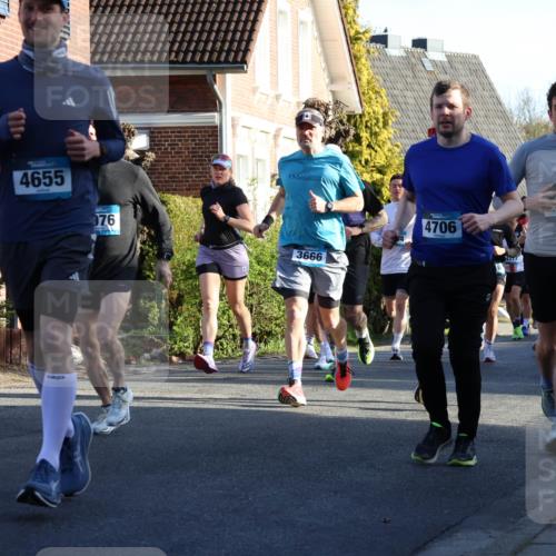 12.04.2026 - 45. Internationalen Wilhelmsburger Insellauf Yannick Fuchs http://msf.ph/oto/9472500 12.04.2026 08:57:32 Laufen 4655, 076, 3666, 4706, 4377, 446, 5415 meine-sportfotos.de