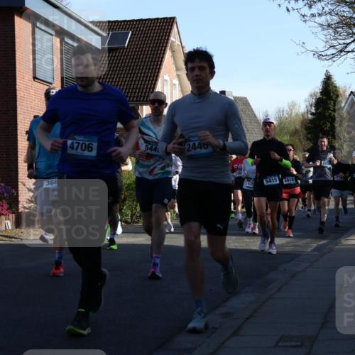 12.04.2026 - 45. Internationalen Wilhelmsburger Insellauf Yannick Fuchs http://msf.ph/oto/9472525 12.04.2026 08:57:34 Laufen 366, 4706, 544, 2440, 535, 5415, 4913, 2020, 477 meine-sportfotos.de