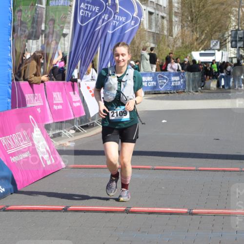 12.04.2026 - 45. Internationalen Wilhelmsburger Insellauf Strokosch-Dieckow http://msf.ph/oto/9472555 12.04.2026 11:29:23 Ziel 2342, 2109 meine-sportfotos.de