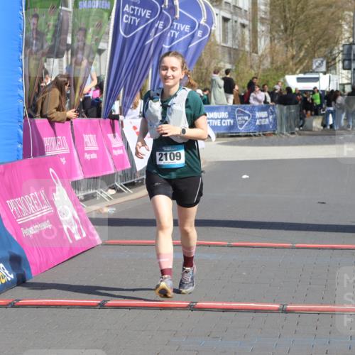 12.04.2026 - 45. Internationalen Wilhelmsburger Insellauf Strokosch-Dieckow http://msf.ph/oto/9472577 12.04.2026 11:29:23 Ziel 2342, 2109 meine-sportfotos.de