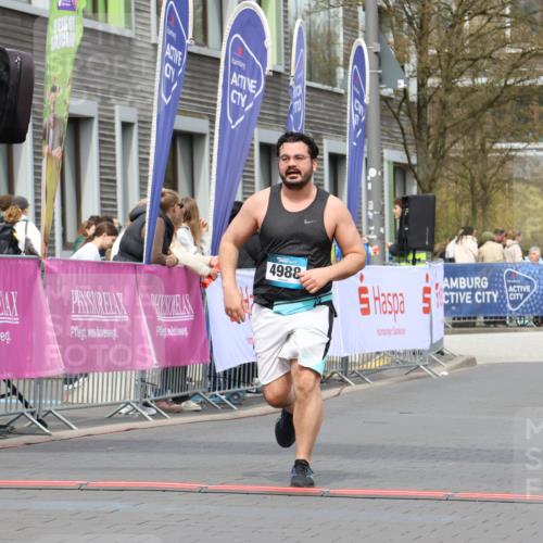 12.04.2026 - 45. Internationalen Wilhelmsburger Insellauf Strokosch-Dieckow http://msf.ph/oto/9472595 12.04.2026 13:35:43 Ziel 4988 meine-sportfotos.de