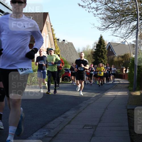 12.04.2026 - 45. Internationalen Wilhelmsburger Insellauf Yannick Fuchs http://msf.ph/oto/9472634 12.04.2026 08:57:42 Laufen 498, 3563, 573, 4871, 4501 meine-sportfotos.de