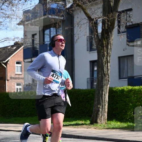 12.04.2026 - 45. Internationalen Wilhelmsburger Insellauf J. Mangold http://msf.ph/oto/9472642 12.04.2026 11:30:40 Ziel 4737, 2480, 3111, 2524, 2475, 2279 meine-sportfotos.de