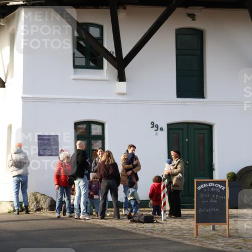 12.04.2026 - 45. Internationalen Wilhelmsburger Insellauf Yannick Fuchs http://msf.ph/oto/9472644 12.04.2026 09:06:02 Laufen 999, 1400, 835 meine-sportfotos.de