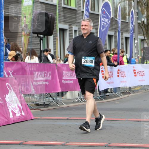 12.04.2026 - 45. Internationalen Wilhelmsburger Insellauf Strokosch-Dieckow http://msf.ph/oto/9472660 12.04.2026 13:35:30 Ziel 2038 meine-sportfotos.de