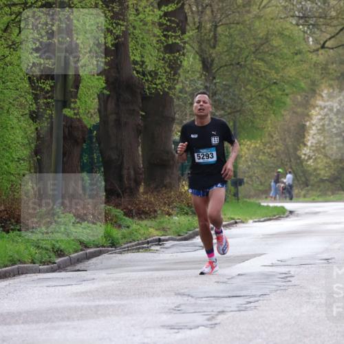 12.04.2026 - 45. Internationalen Wilhelmsburger Insellauf Yannick Fuchs http://msf.ph/oto/9472683 12.04.2026 09:57:01 Laufen 5293 meine-sportfotos.de
