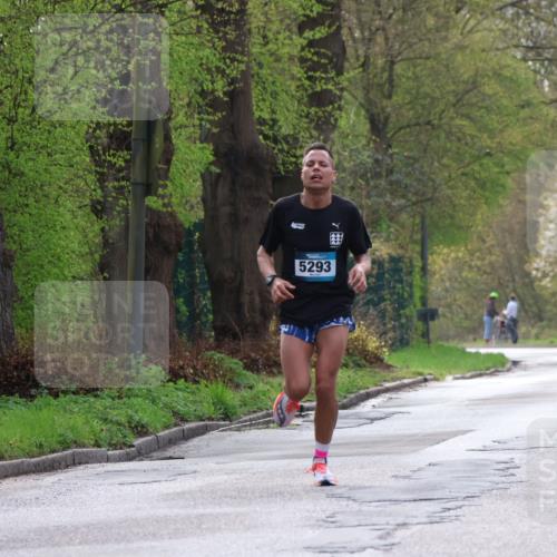 12.04.2026 - 45. Internationalen Wilhelmsburger Insellauf Yannick Fuchs http://msf.ph/oto/9472694 12.04.2026 09:57:02 Laufen 5293 meine-sportfotos.de