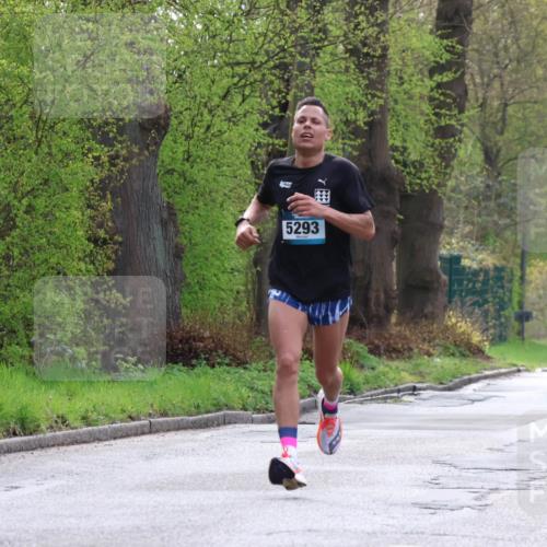 12.04.2026 - 45. Internationalen Wilhelmsburger Insellauf Yannick Fuchs http://msf.ph/oto/9472703 12.04.2026 09:57:04 Laufen 5293 meine-sportfotos.de