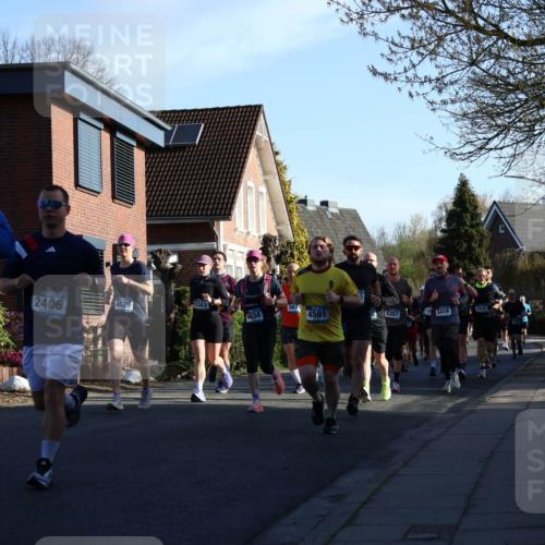 12.04.2026 - 45. Internationalen Wilhelmsburger Insellauf Yannick Fuchs http://msf.ph/oto/9472717 12.04.2026 08:57:47 Laufen 2148, 2406, 4629, 5347, 5671, 4634, 4501, 5357, 5416, 2632 meine-sportfotos.de