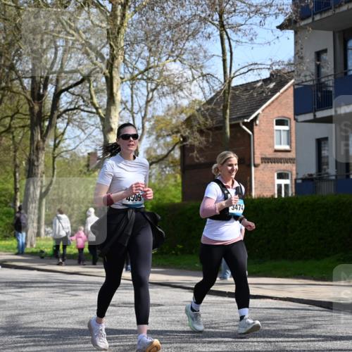12.04.2026 - 45. Internationalen Wilhelmsburger Insellauf J. Mangold http://msf.ph/oto/9472784 12.04.2026 11:32:58 Ziel 3474, 4509, 2230, 2233, 4939 meine-sportfotos.de