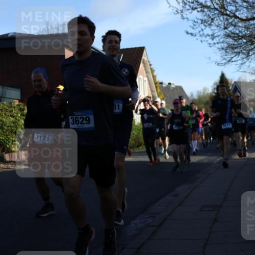 12.04.2026 - 45. Internationalen Wilhelmsburger Insellauf Yannick Fuchs http://msf.ph/oto/9472840 12.04.2026 08:57:54 Laufen 45, 3831, 3171, 3629, 81, 5523 meine-sportfotos.de