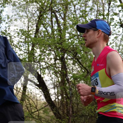 12.04.2026 - 45. Internationalen Wilhelmsburger Insellauf Yannick Fuchs http://msf.ph/oto/9472917 12.04.2026 09:58:18 Laufen 108, 800 meine-sportfotos.de